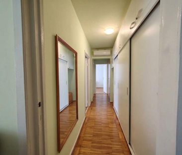 Apartament cu 3 camere 70 mp decomandat | Centrala Proprie | Zona Girocului - Fotografie 4