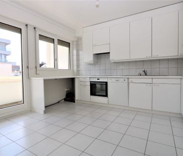 Appartement duplex en attique de 4,5 pièces avec terrasse et balcon... - Photo 6