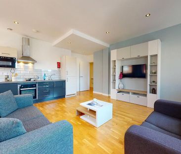 2 bedroom apartment to rent - Photo 2