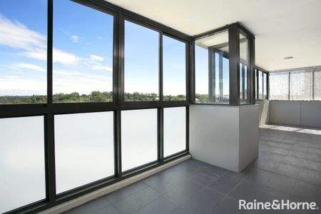 Modern 2-Bedroom Apartment in the Heart of Hornsby - Photo 5
