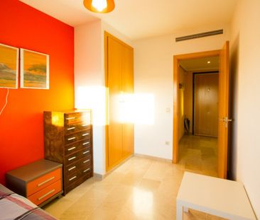 House for rent - Photo 4