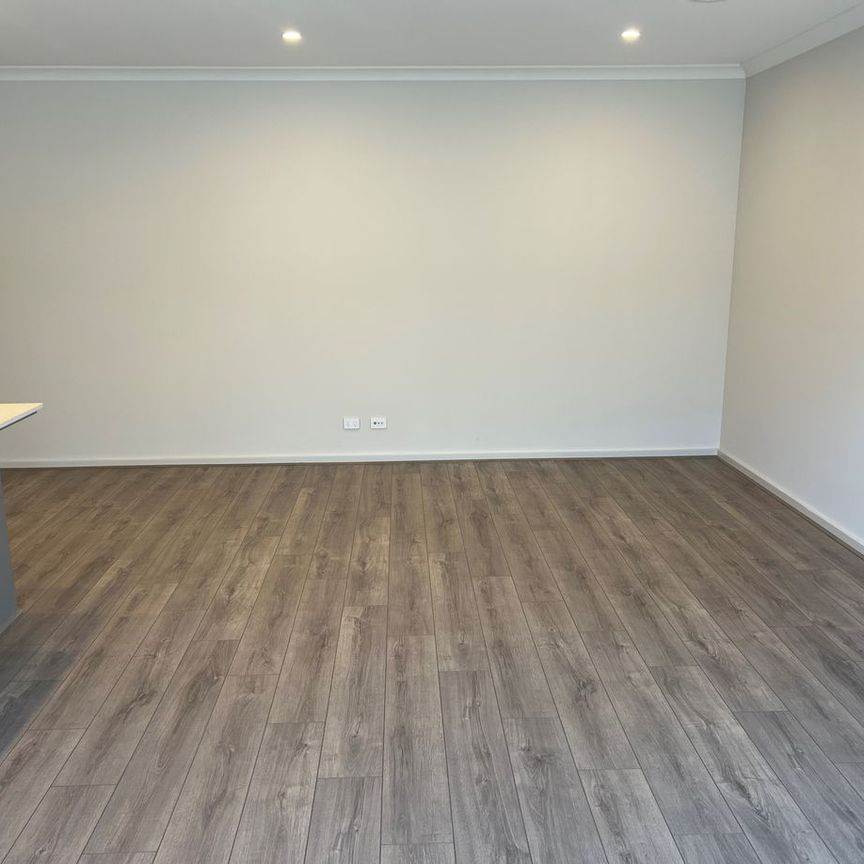Brand New Classic 3Br Home in Tarneit! - Photo 1