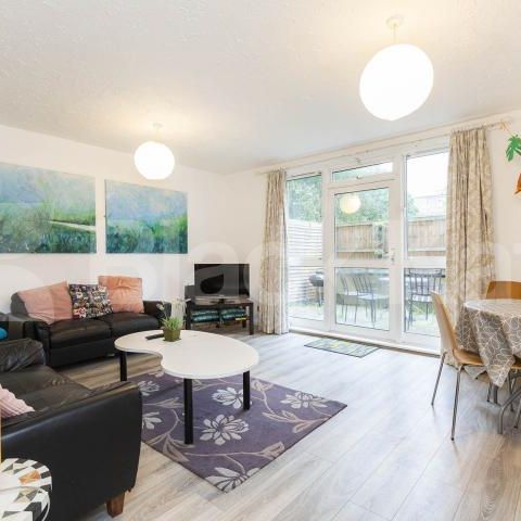 Newly refurbished two bedroom in a stunning location - Photo 1