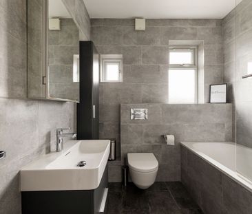 Ridgeway Gardens, Ilford, IG4 - Photo 5