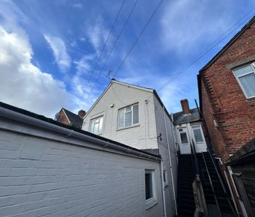 London Road, Portsmouth, PO2 - Photo 1