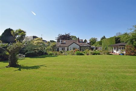 Shirley, Ballinclea Rd, Killiney, County Dublin - Photo 2