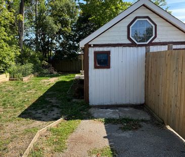 For Lease - 49 Sanford Street, Barrie, Ontario - Photo 4