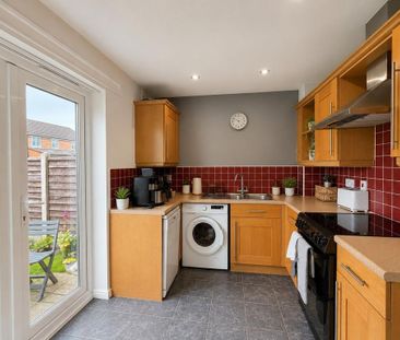 2 bedroom end of terrace house to rent - Photo 6
