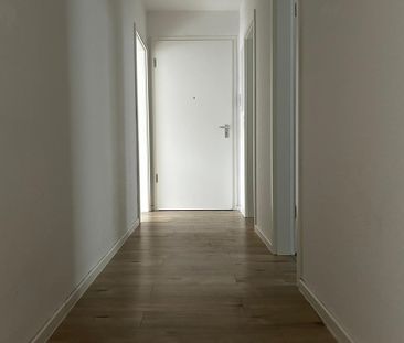 Erdgeschosswohnung im charmanten Altbau - Foto 3