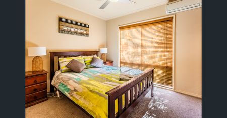 Relaxed Living, Perfect Location - Photo 5