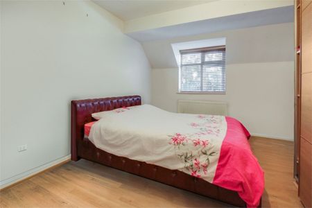 Midwinter Court, 78 Draycott Avenue, Harrow, HA3 - Photo 2