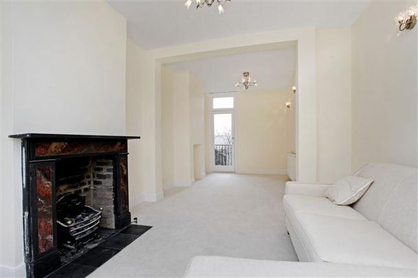 Blissett Street Greenwich SE10 - Photo 1