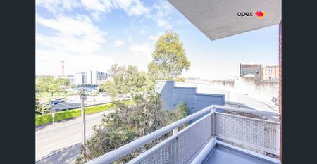 One Bedroom Apartment For Lease - Photo 4