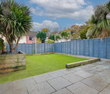 3 bedroom end of terrace house to rent - Photo 1