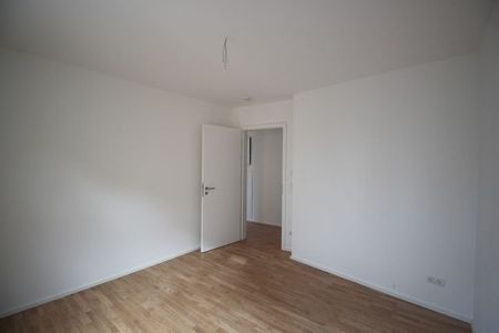 Neubau-Erstbezug! SchÃ¶ne 4-Zimmer-Wohnung mit Terrasse und Gartenanteil! - Photo 4