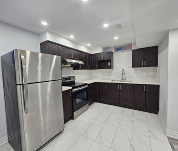 For Lease - 41 Gordon Weeden Road, Markham, Ontario - Photo 5