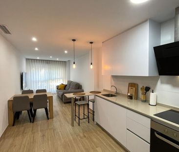 Piso de alquiler en Calle Mariano Soler Olmos, El Raval - Portes En... - Photo 6