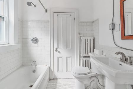 305 Waverley Street - 4 - Photo 2