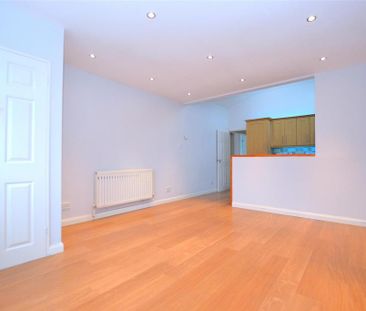 3 bedroom detached bungalow to rent - Photo 6