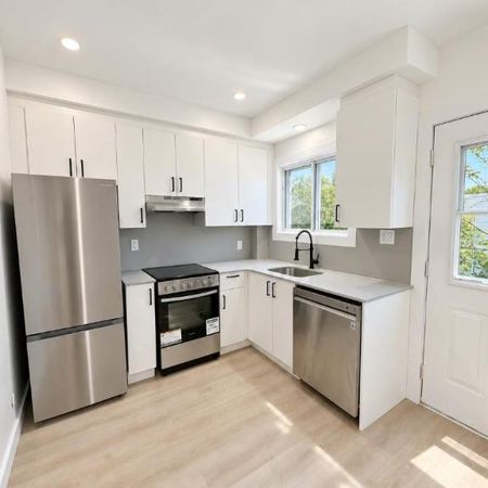 1 CH - 1 SDB - Montréal - $1,445 /mo - Photo 3