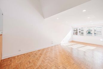 APARTAMENTO T2+1 NA AV ESTADOS UNIDOS DA AMÉRICA - LISBOA