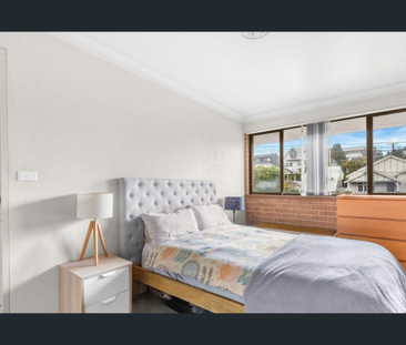 COASTAL LIVING MOMENTS FROM MEREWETHER BEACH - Photo 4