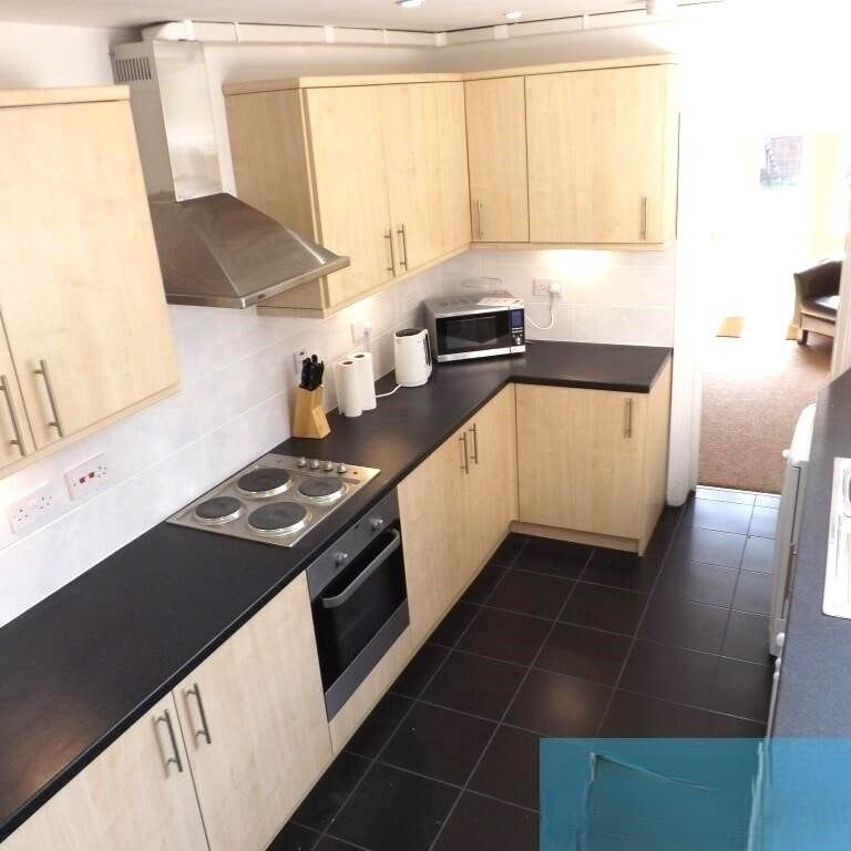 Bedsit, Claremont Road, E17 - Photo 1