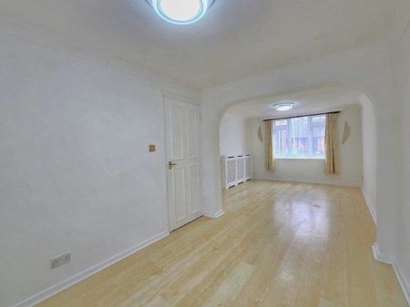 Victoria Road, Plaistow, E13, Property for rent - Photo 3