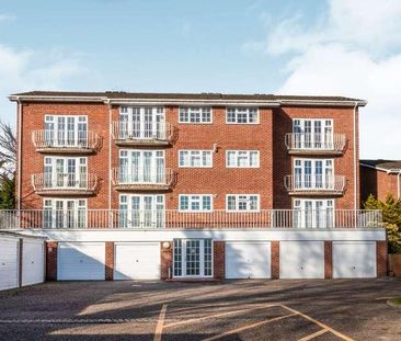 Woking, Surrey, GU22 - Photo 4
