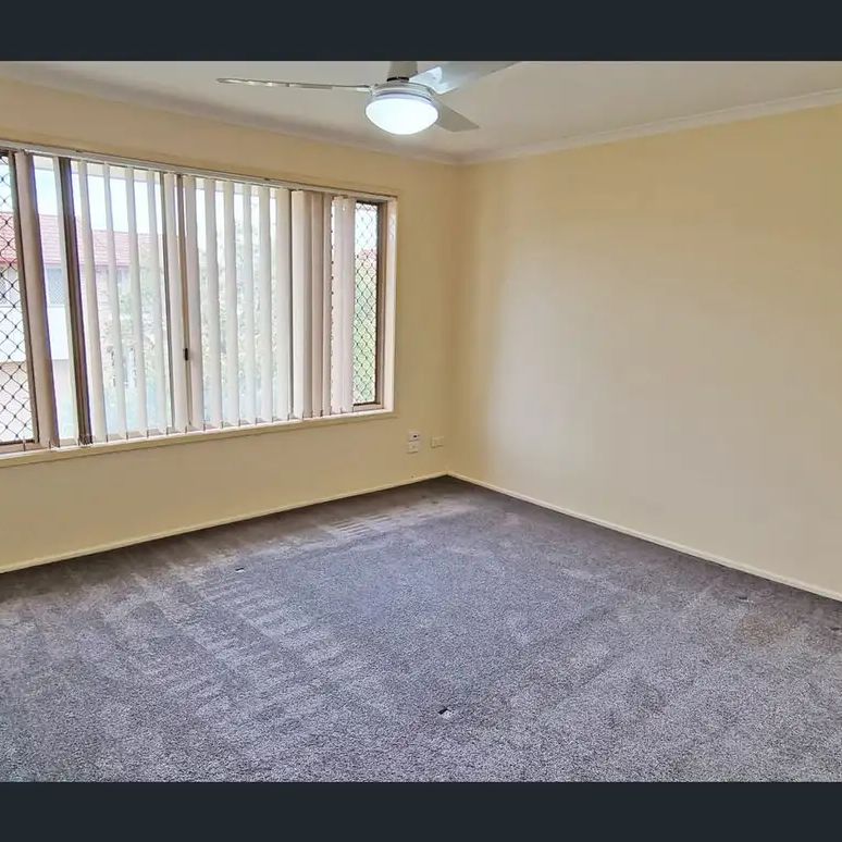 “Charming Unit in Brockwell Gardens Complex” - Photo 1