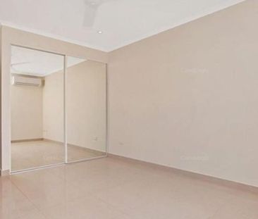 Modern 2-Bedroom Apartment in Sought-After Johnston - Photo 1