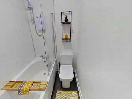 1 bedroom flat to rent - Photo 4
