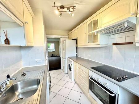 Tithe Court, Slough, SL3 - Photo 5
