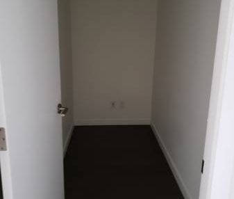 Centrally located apartment for rent - Photo 3