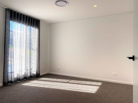 Luxury Apartment Living - Photo 4