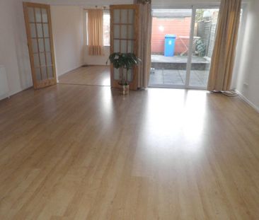 Pheasants Croft, MAIDENHEAD - Photo 3