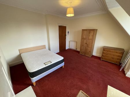 20 Top Floor, None, Whitehall Street, DD1 4AF, Dundee - Photo 3