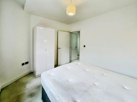1 bedroom flat to rent - Photo 5