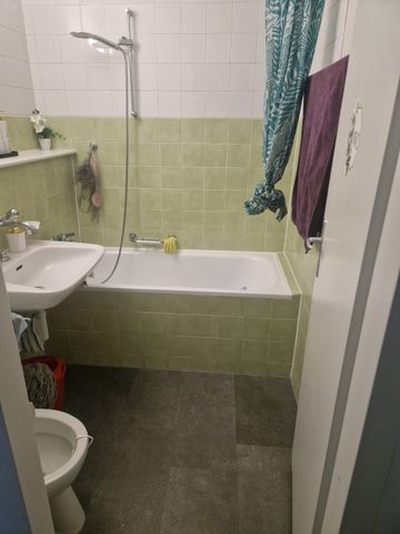 Appartement de 2 pièces au 3ème étage avec balcon - Photo 2