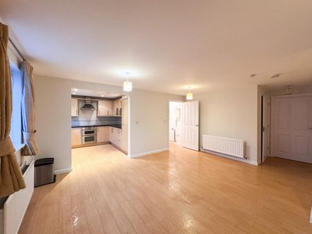 2 bedroom flat to rent - Photo 3