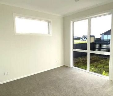 A brand new 3 bedroom houses in Golden Sands - Photo 6