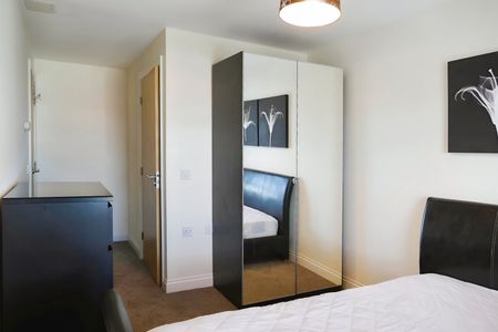 2 bedroom apartment to rent - Photo 3