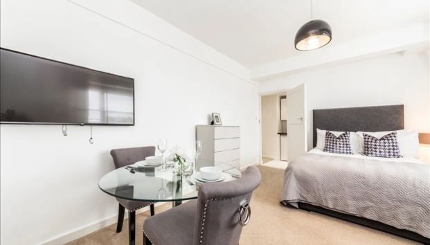 flat to rent - Photo 1