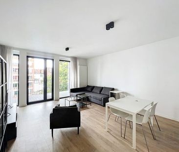 Appartement te huur - foto 2