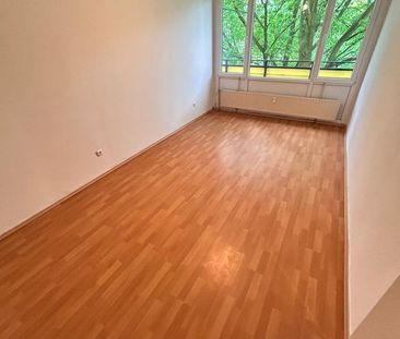 Moderne 3-Zimmer Wohnung mit Balkon in Mönchengladbach - Foto 1