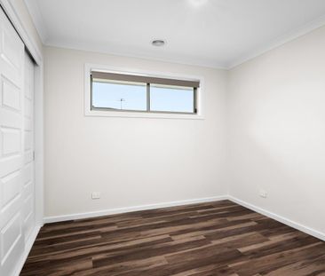 Low-Maintenance Lifestyle Home in Popular Thurgoona Pocket - Photo 5