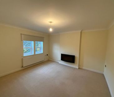 2 bedroom Flat To Let - Photo 4