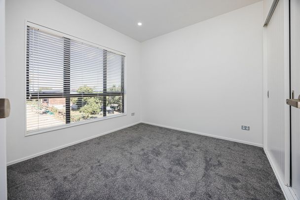 1C Bennett Road Pakuranga -Near New Townhouse - Photo 1