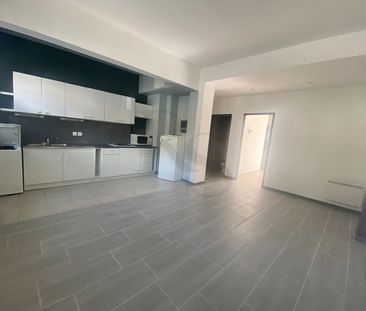 Location Appartement 2 pièces 40m² - Photo 2