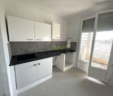 Location / Appartement T4 - Photo 2